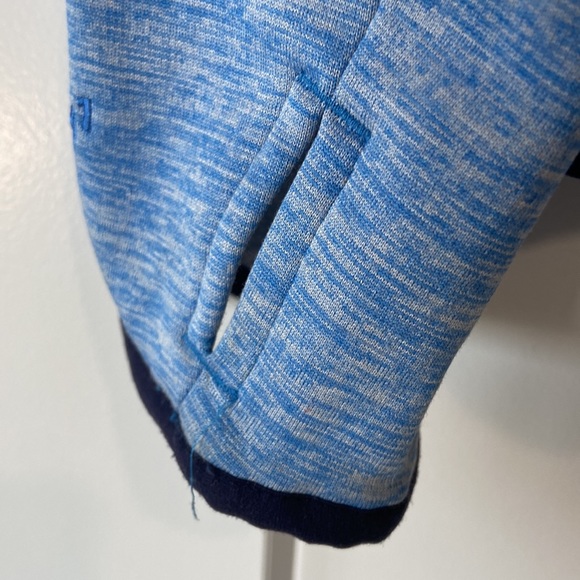 Under Armour Hoodie Swearshirt Size Medium Cold Gear Blue Pocket Thumb Holes - Picture 6 of 9